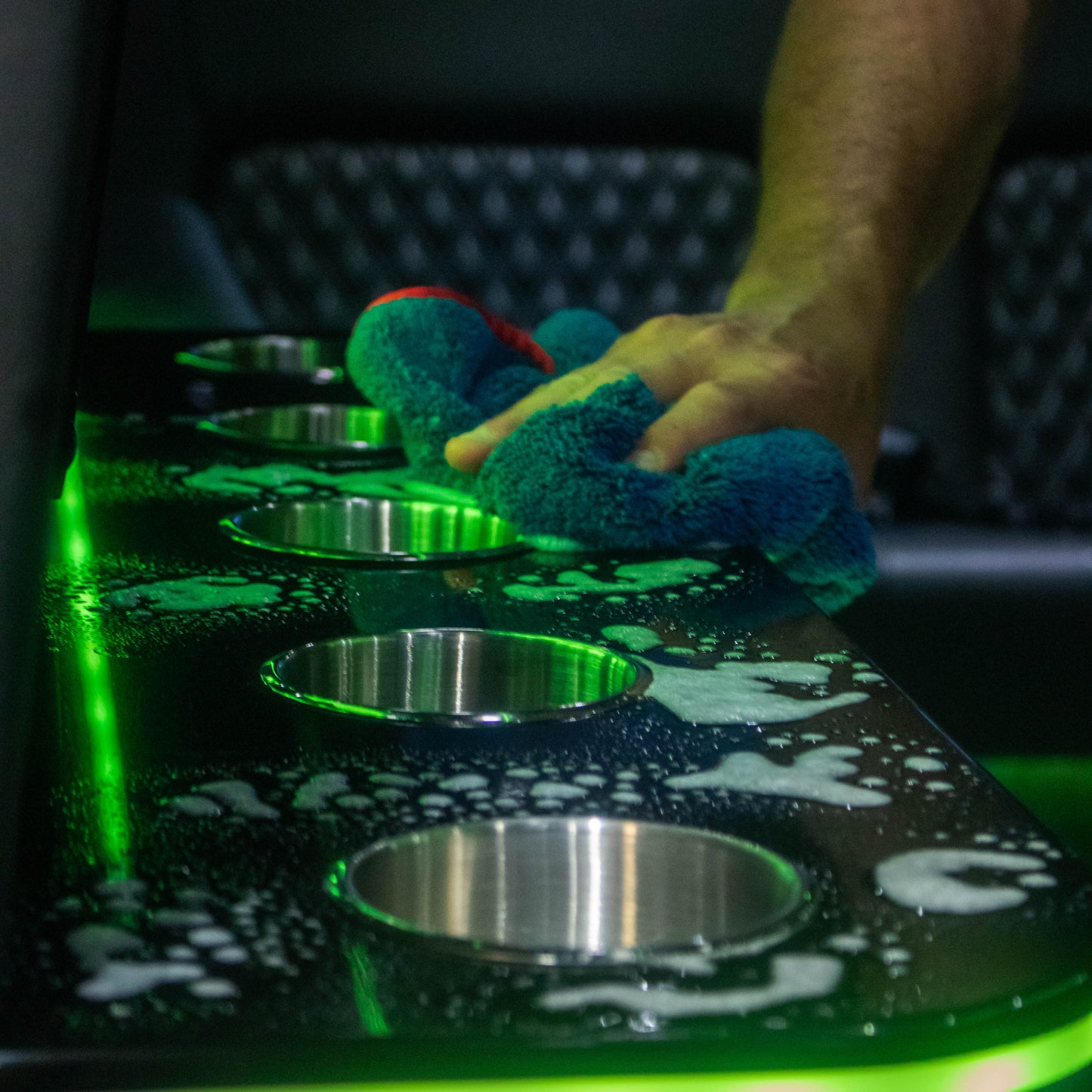 Large Oversized Vehicle - Exterior Hand Wash & Express Interior Detail