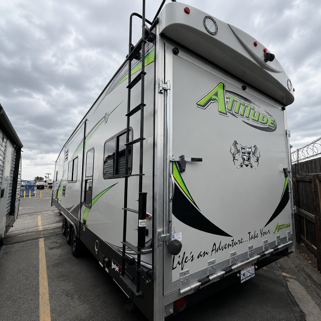 Toy Hauler - Full Service Wash and Wax.