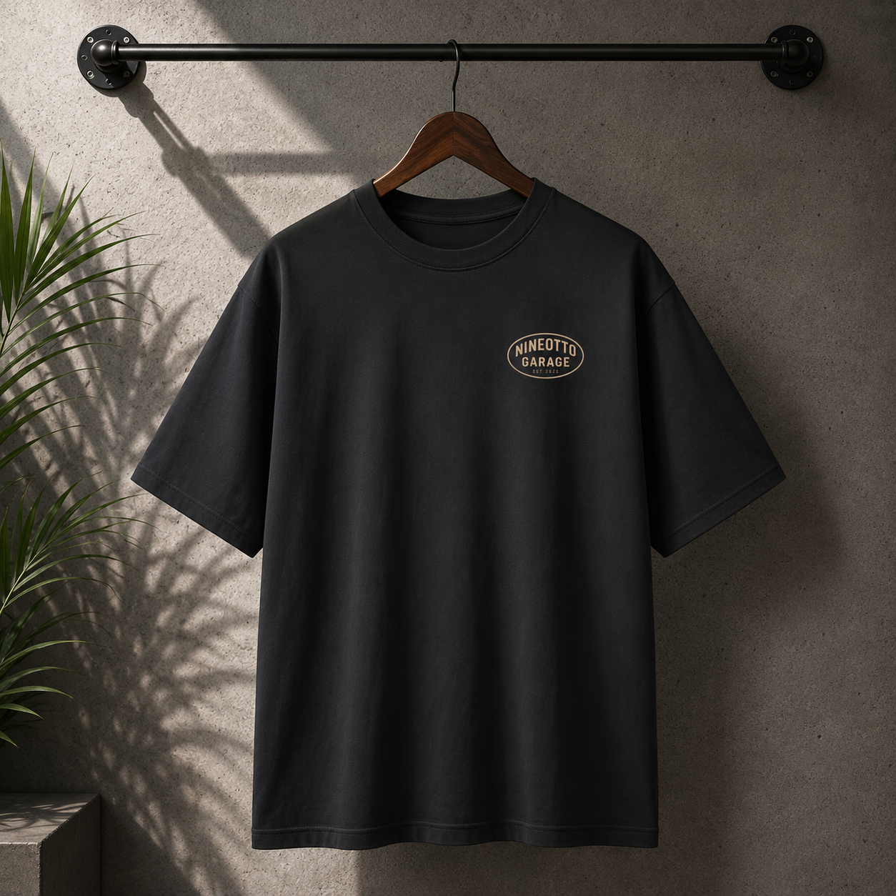 Nineotto Garage - Tee
