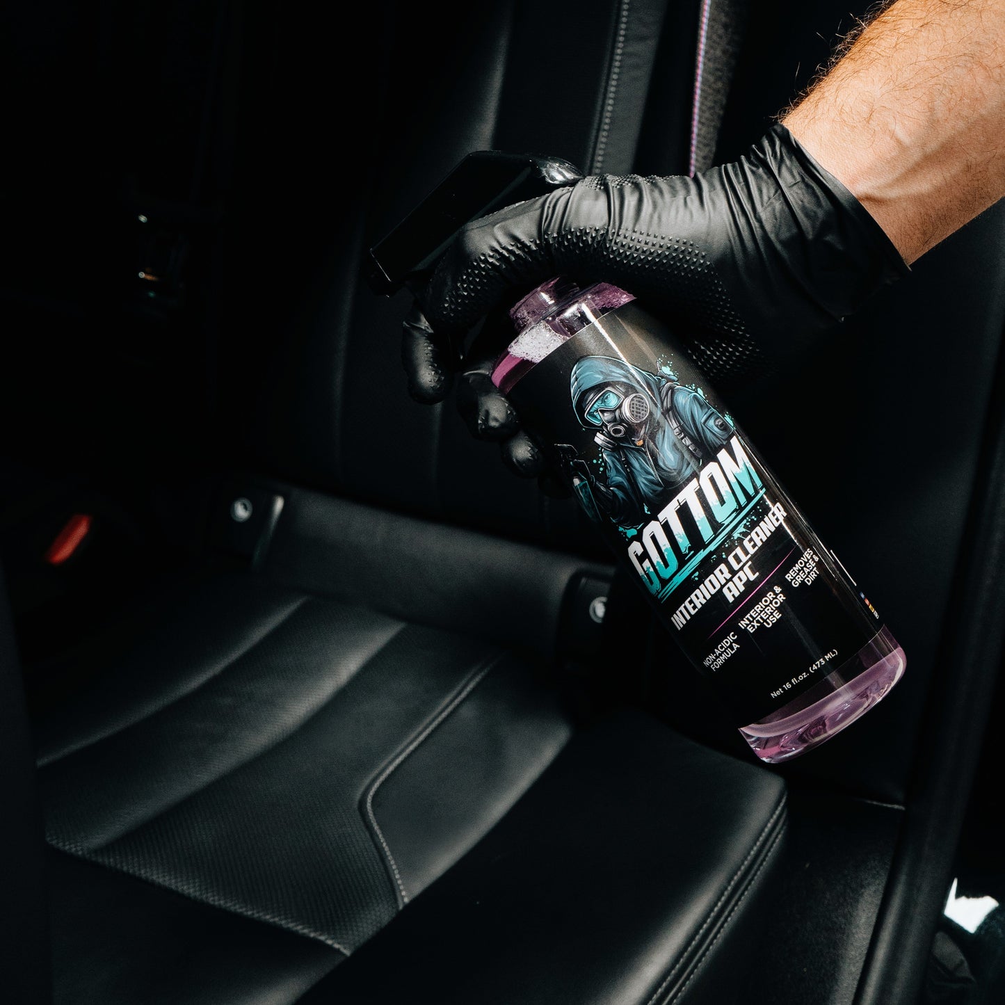 The Club Full Detail - Exterior Hand Wash & Interior Detail